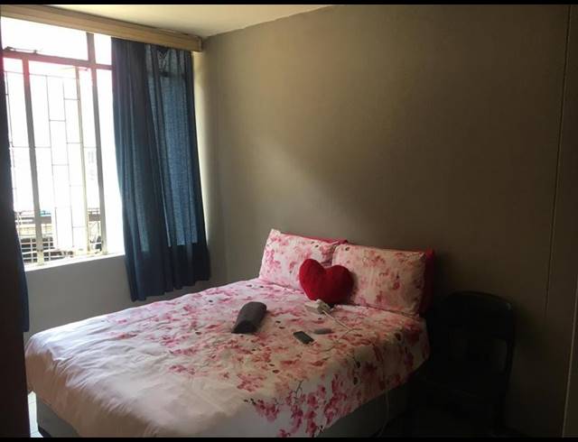 2 BEDROOM APARTMENT FOR SALE IN SUNNYSIDE